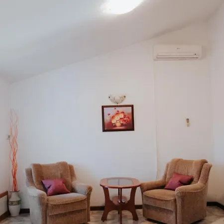 בית נופש House Diminic *